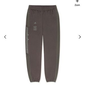 Yeezy Calabasas Trackpant in Umber/Core. Size S.